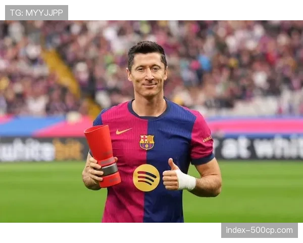 即时:巴萨对阵赫塔菲,莱万多夫斯基点射首开记录 即时:巴萨对阵赫塔菲,莱万多夫斯基点射首开记录